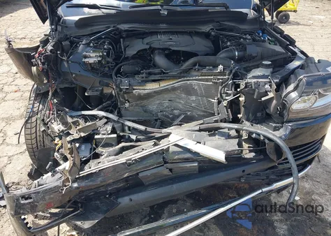 2016 Land Rover Range Rover 3.0L V6 Turbocharged Diesel Hse Td6 z USA, uszkodzony, nr VIN SALGS2KF8GA294976